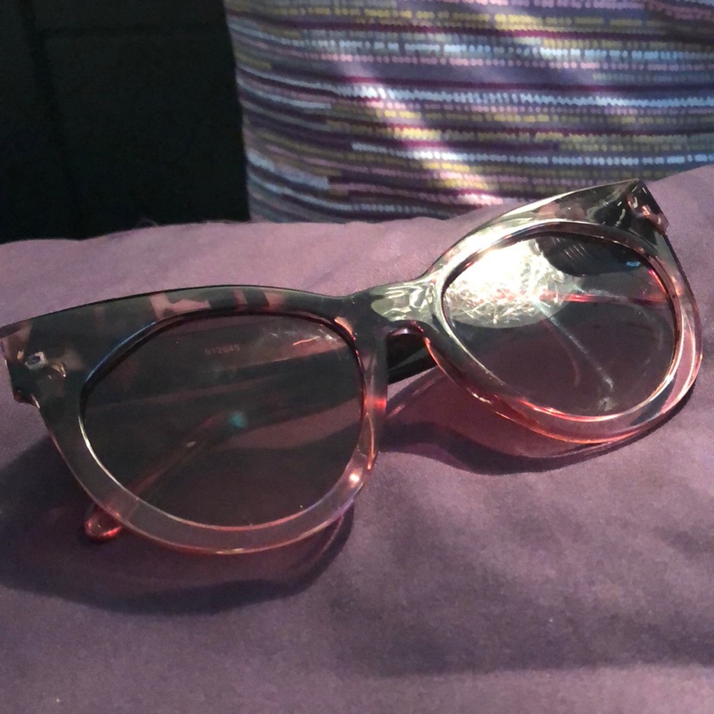 Sun glasses